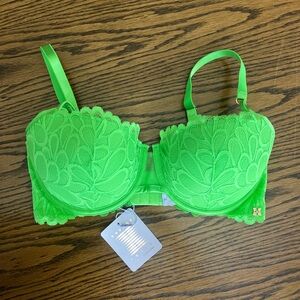 Savage x Fenty Green Not Sorry Lightly Lined Lace Balconette Bra